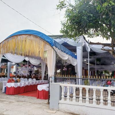Tenda Lengkung